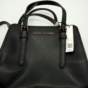HANDBAGS AND WALLETS SMALL LOT, SHELF PULLS, 5521799, 5 units, PA image 2