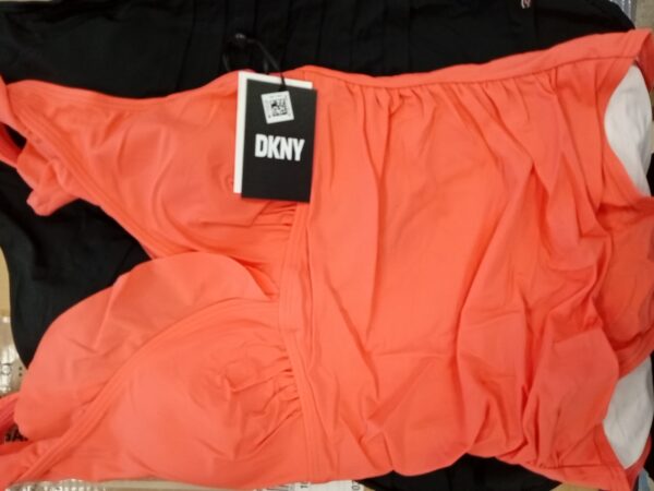 LADIES SWIMWEAR SMALL LOT, SHELF PULLS, 5521833, 16 units, PA image 2