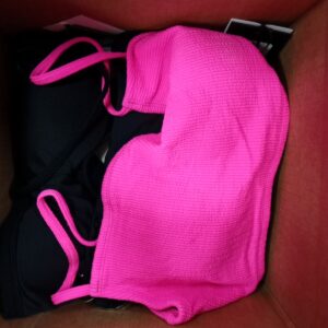 LADIES SWIMWEAR SMALL LOT, SHELF PULLS, 5521868, 23 units, PA image 2