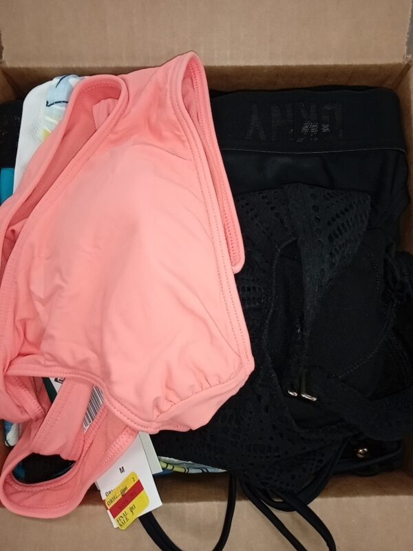 LADIES SWIMWEAR SMALL LOT, SHELF PULLS, 5521964, 27 units, PA image 4