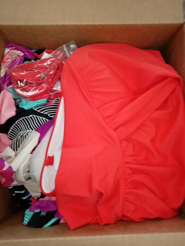 LADIES SWIMWEAR SMALL LOT, SHELF PULLS, 5521969, 19 units, PA image 2