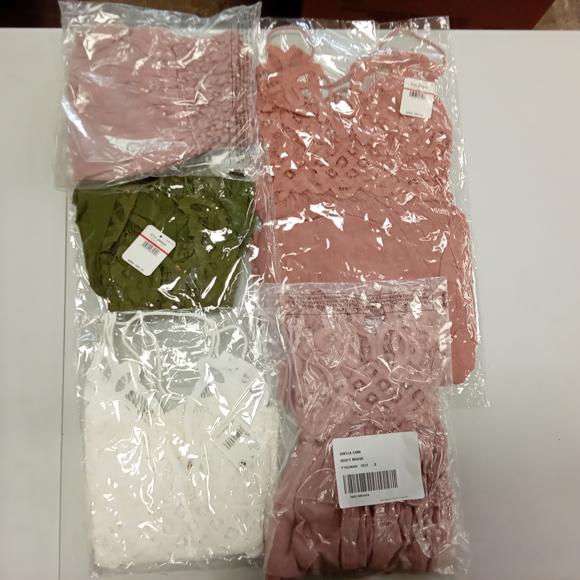 LADIES DESIGNER SMALL LOT, SHELF PULLS, 5521992, 20 units, PA image 1