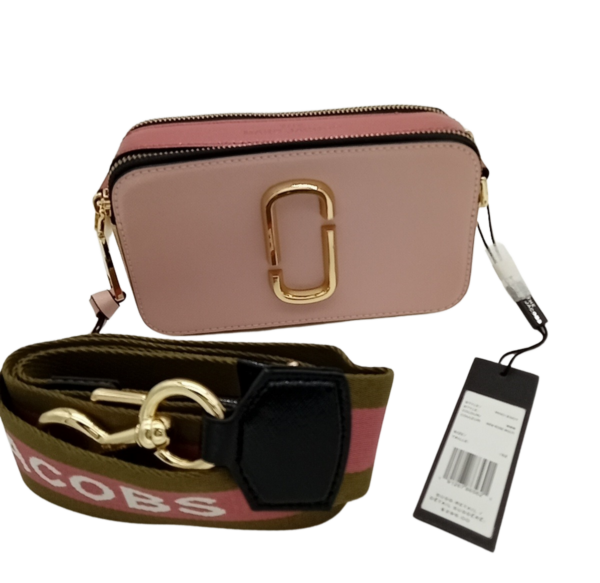 HANDBAGS AND WALLETS SMALL LOT, SHELF PULLS, 5521770, 5 units, PA image 9