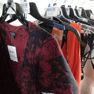 LADIES DESIGNER SMALL LOT, SHELF PULLS, 5521848, 16 units, PA image 2