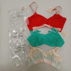 LADIES INTIMATE SMALL LOT, SHELF PULLS, 5522055, 28 units, PA image 3