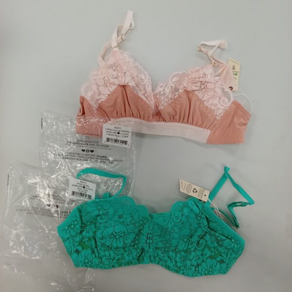 LADIES INTIMATE SMALL LOT, SHELF PULLS, 5522086, 26 units, PA image 3