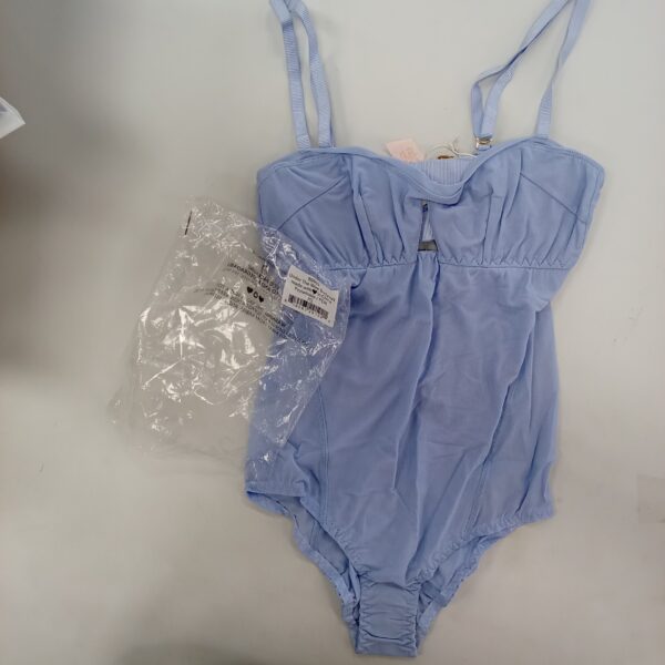 LADIES INTIMATE SMALL LOT, SHELF PULLS, 5522090, 30 units, PA image 3