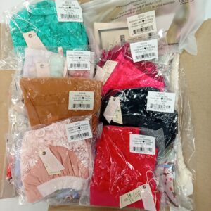 LADIES INTIMATE SMALL LOT, SHELF PULLS, 5522096, 32 units, PA image 4