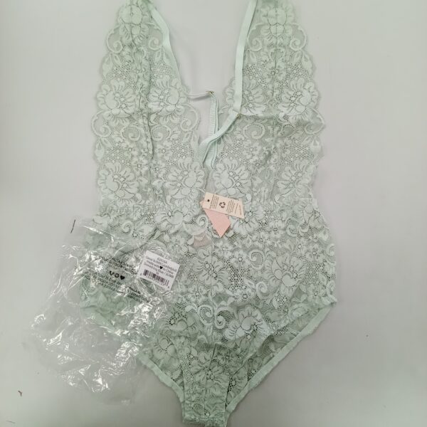 LADIES INTIMATE SMALL LOT, SHELF PULLS, 5522107, 30 units, PA image 3