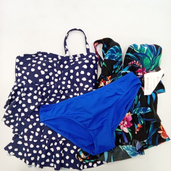 LADIES SWIMWEAR SMALL LOT, SHELF PULLS, 5522143, 52 units, PA image 12