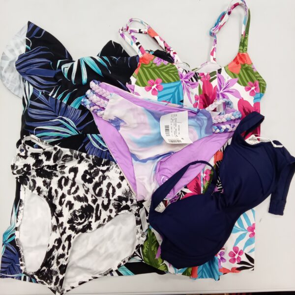 LADIES SWIMWEAR SMALL LOT, SHELF PULLS, 5522143, 52 units, PA image 5