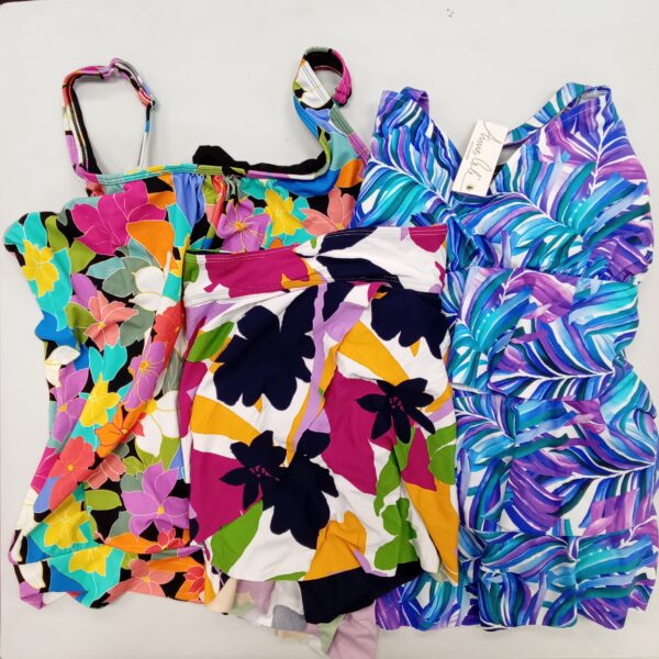 LADIES SWIMWEAR SMALL LOT, SHELF PULLS, 5522144, 56 units, PA image 8