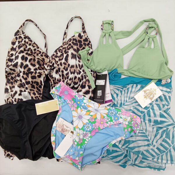 LADIES SWIMWEAR SMALL LOT, SHELF PULLS, 5522145, 54 units, PA image 9