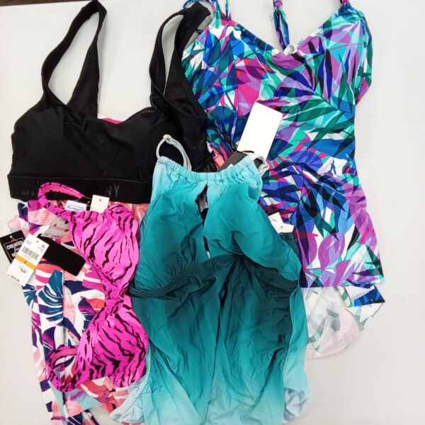 LADIES SWIMWEAR SMALL LOT, SHELF PULLS, 5522146, 63 units, PA image 5