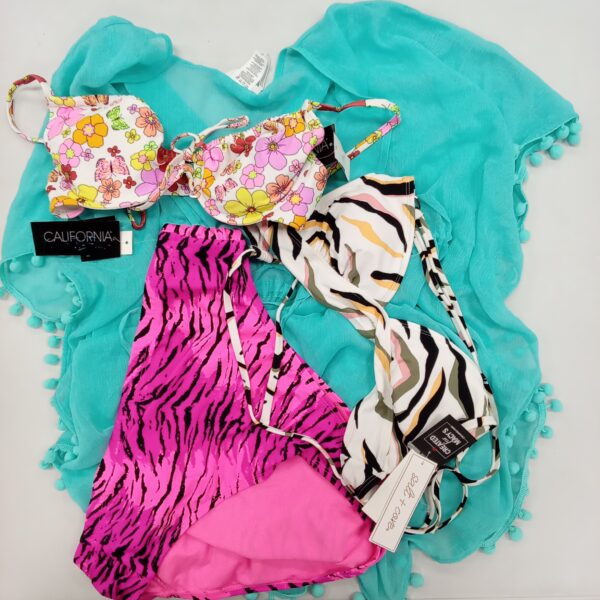 LADIES SWIMWEAR SMALL LOT, SHELF PULLS, 5522146, 63 units, PA image 11