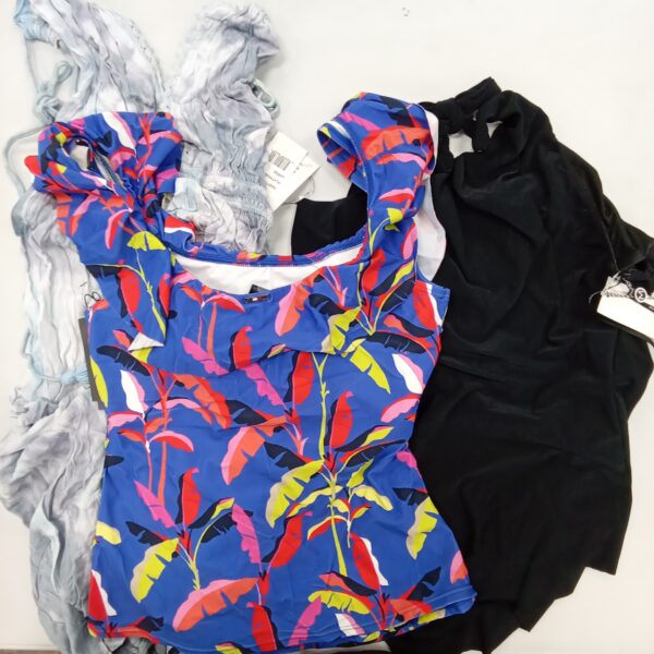 LADIES SWIMWEAR SMALL LOT, SHELF PULLS, 5522146, 63 units, PA image 7