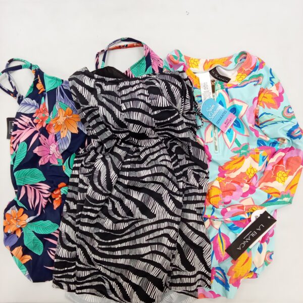 LADIES SWIMWEAR SMALL LOT, SHELF PULLS, 5522146, 63 units, PA image 4