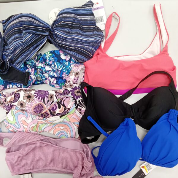 LADIES SWIMWEAR SMALL LOT, SHELF PULLS, 5522161, 68 units, PA image 3
