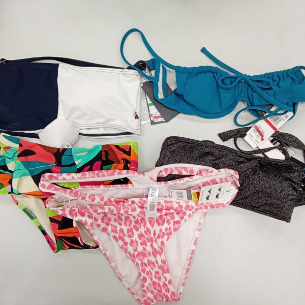 LADIES SWIMWEAR SMALL LOT, SHELF PULLS, 5522199, 59 units, PA image 2