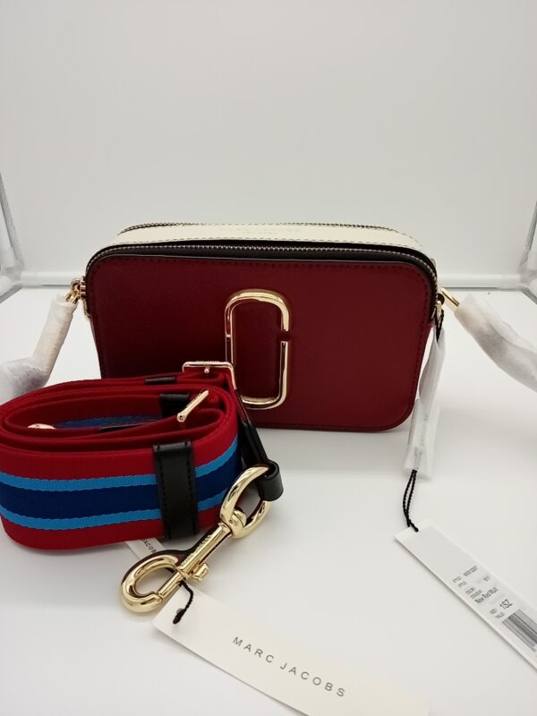 HANDBAGS AND WALLETS SMALL LOT, SHELF PULLS, 5521805, 6 units, PA image 5