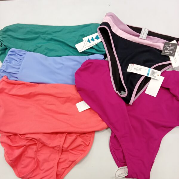 LADIES SWIMWEAR SMALL LOT, SHELF PULLS, 5522141, 60 units, PA image 5