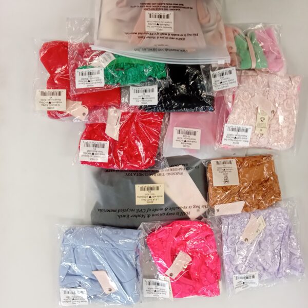 LADIES INTIMATE SMALL LOT, SHELF PULLS, 5522267, 28 units, PA image 1