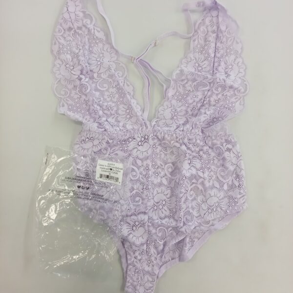 LADIES INTIMATE SMALL LOT, SHELF PULLS, 5522296, 27 units, PA image 4