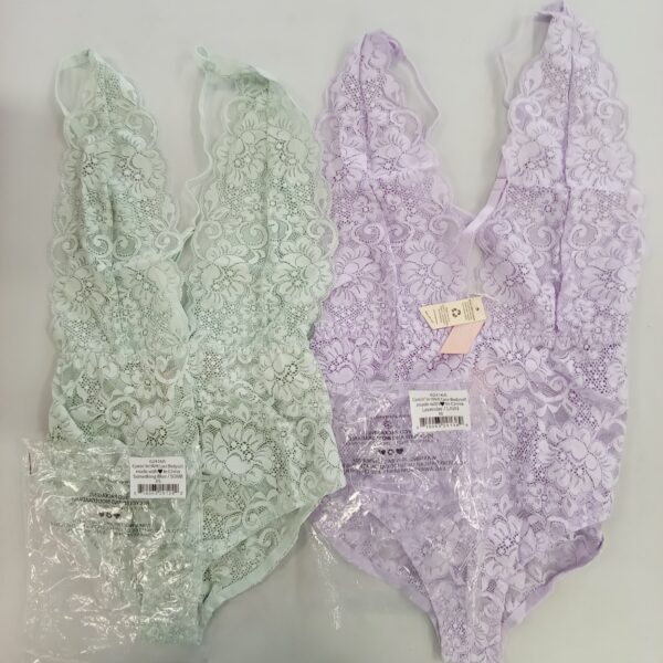 LADIES INTIMATE SMALL LOT, SHELF PULLS, 5522301, 26 units, PA image 4