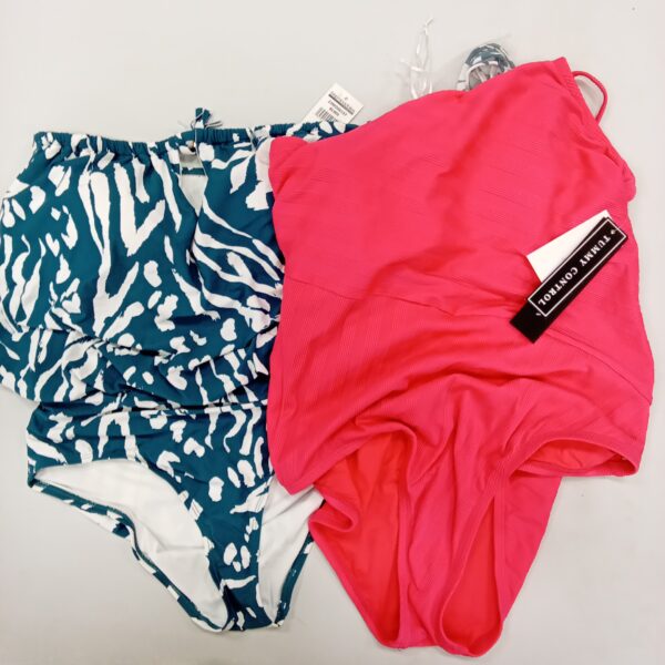 LADIES SWIMWEAR SMALL LOT, SHELF PULLS, 5522319, 27 units, PA image 3