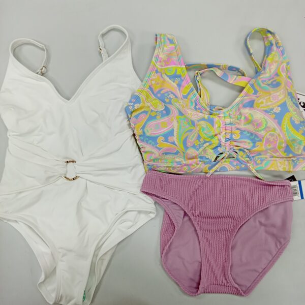 LADIES SWIMWEAR SMALL LOT, SHELF PULLS, 5522322, 26 units, PA image 3