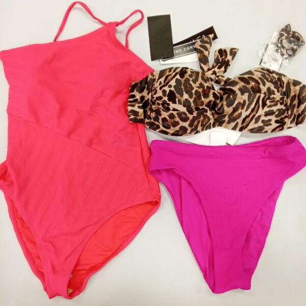 LADIES SWIMWEAR SMALL LOT, SHELF PULLS, 5522324, 33 units, PA image 2