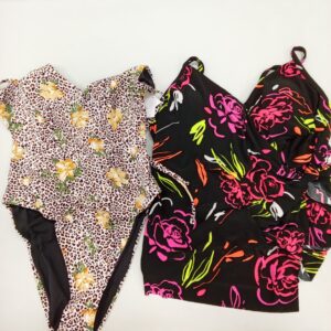 LADIES SWIMWEAR SMALL LOT, SHELF PULLS, 5522328, 25 units, PA image 2