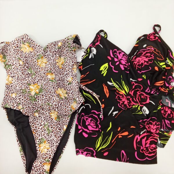 LADIES SWIMWEAR SMALL LOT, SHELF PULLS, 5522328, 25 units, PA image 2