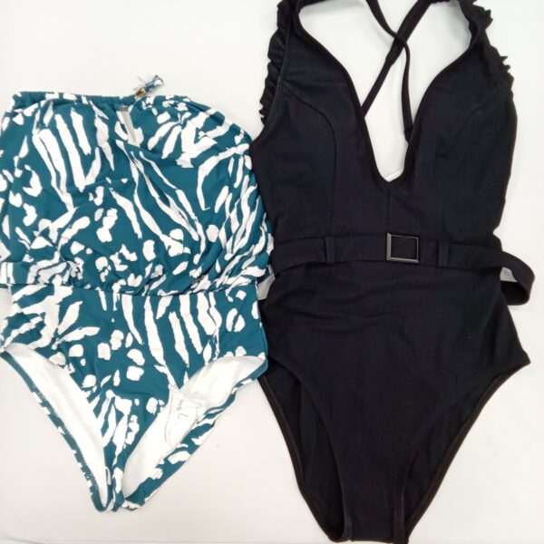 LADIES SWIMWEAR SMALL LOT, SHELF PULLS, 5522388, 26 units, PA image 5
