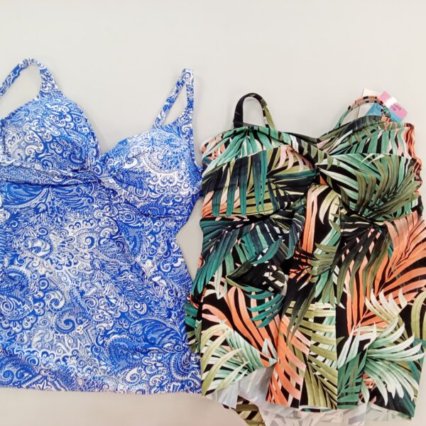 LADIES SWIMWEAR SMALL LOT, SHELF PULLS, 5522396, 18 units, PA image 1