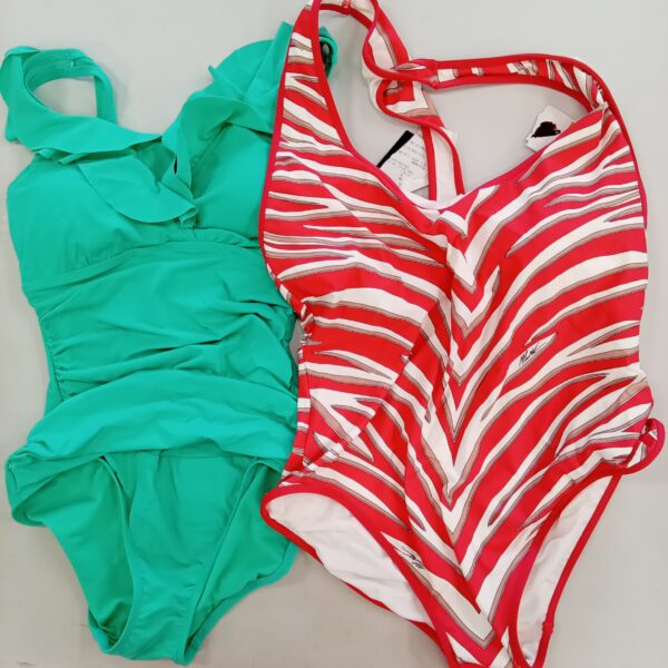 LADIES SWIMWEAR SMALL LOT, SHELF PULLS, 5522397, 18 units, PA image 3