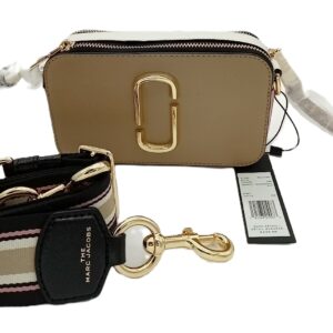 HANDBAGS AND WALLETS SMALL LOT, SHELF PULLS, 5521783, 5 units, PA image 2
