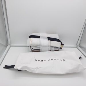 HANDBAGS AND WALLETS SMALL LOT, SHELF PULLS, 5522382, 2 units, PA image 3