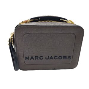 HANDBAGS AND WALLETS SMALL LOT, SHELF PULLS, 5522383, 4 units, PA image 1