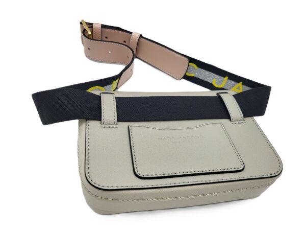 HANDBAGS AND WALLETS SMALL LOT, SHELF PULLS, 5522383, 4 units, PA image 8