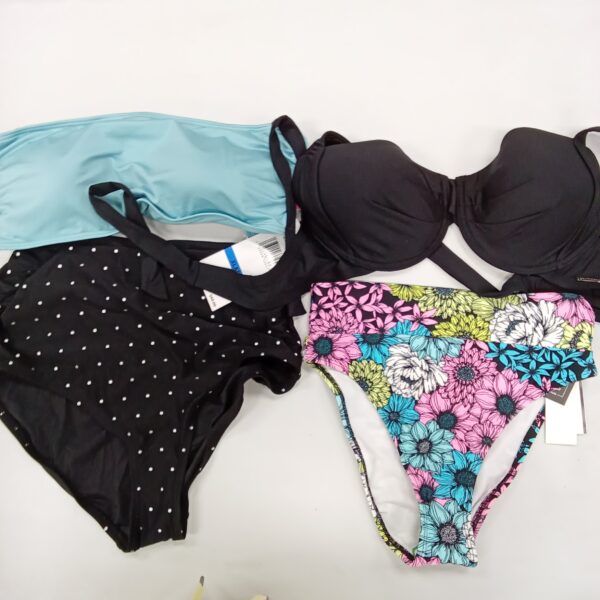 LADIES SWIMWEAR SMALL LOT, SHELF PULLS, 5522330, 30 units, PA image 4