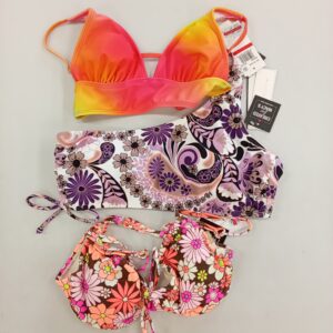 LADIES SWIMWEAR SMALL LOT, SHELF PULLS, 5522393, 31 units, PA image 5