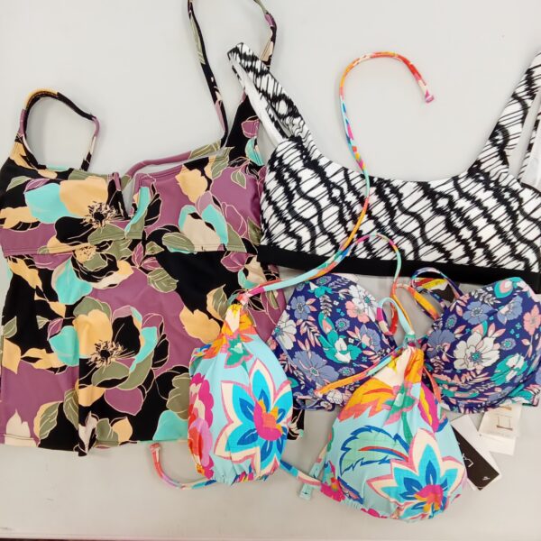LADIES SWIMWEAR SMALL LOT, SHELF PULLS, 5522394, 25 units, PA image 5