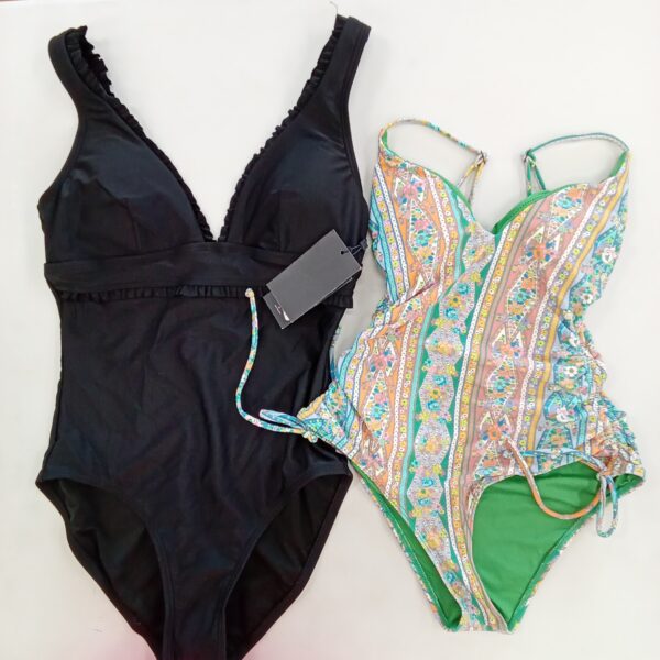 LADIES SWIMWEAR SMALL LOT, SHELF PULLS, 5522399, 21 units, PA image 4
