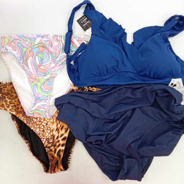 LADIES SWIMWEAR SMALL LOT, SHELF PULLS, 5522403, 29 units, PA image 4