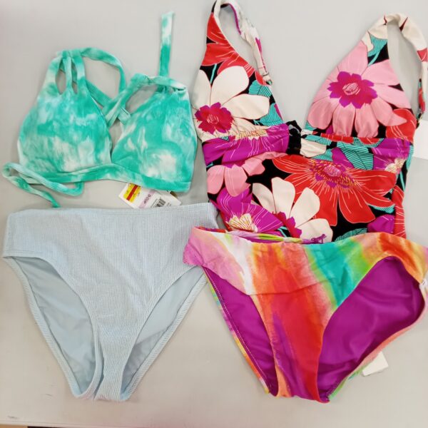 LADIES SWIMWEAR SMALL LOT, SHELF PULLS, 5522403, 29 units, PA image 6