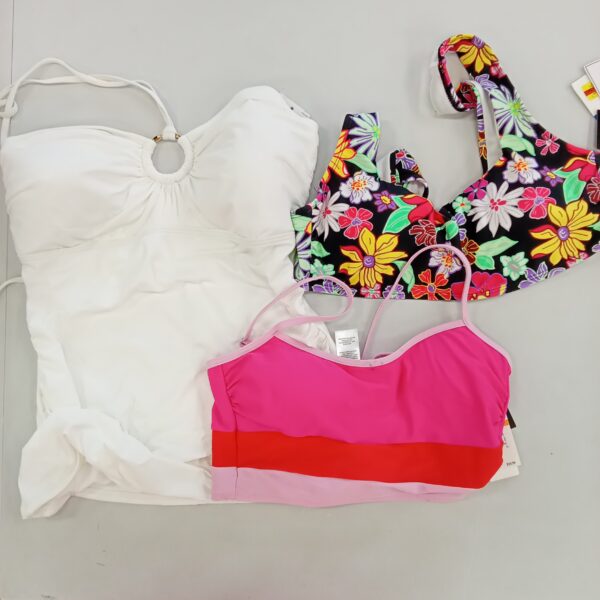 LADIES SWIMWEAR SMALL LOT, SHELF PULLS, 5522406, 29 units, PA image 4