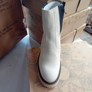 LADIES SHOES SMALL LOT, SHELF PULLS, 5522595, 8 units, PA image 3