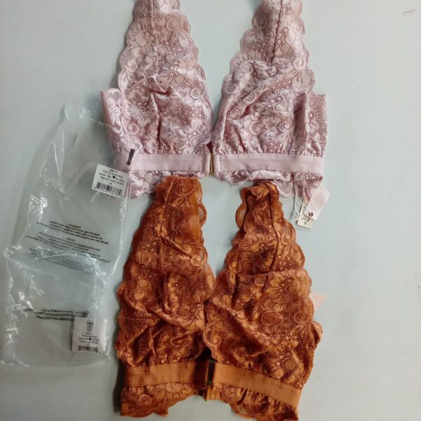 LADIES INTIMATE SMALL LOT, SHELF PULLS, 5522635, 27 units, PA image 3