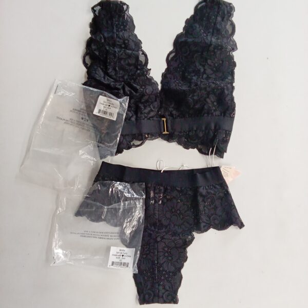 LADIES INTIMATE SMALL LOT, SHELF PULLS, 5522677, 27 units, PA image 8